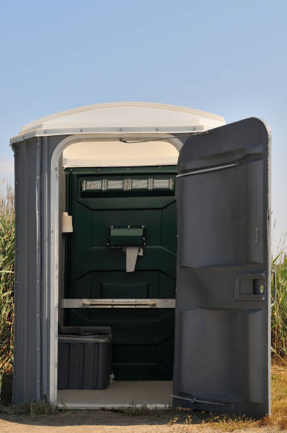 Best Portable restroom trailer rental  in Brooklyn Park, MD